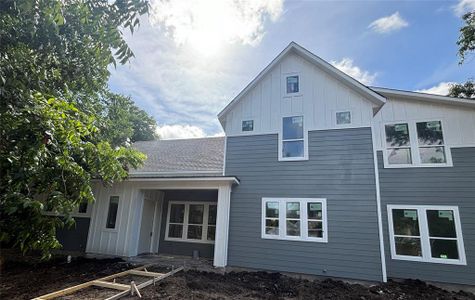 New construction Single-Family house 3001 Funston St, Austin, TX 78703 - photo 0 0