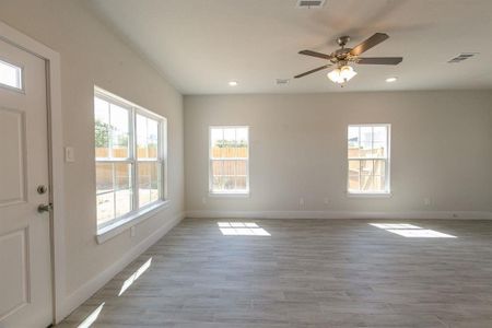 New construction Single-Family house 140 Driftwood Dr, Granite Shoals, TX 78654 - photo 7 7
