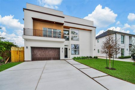 New construction Single-Family house 7106 Dearborn Street, Houston, TX 77055 - photo 0