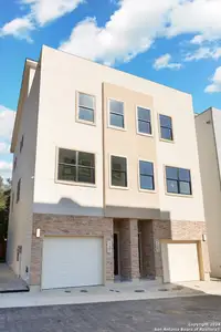 New construction Condo/Apt house 11714 Vance Jackson Rd, Unit 902, San Antonio, TX 78230 - photo 0 0
