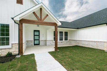 New construction Single-Family house 322 W Alene Drive, Mabank, TX 75147 - photo 3 3