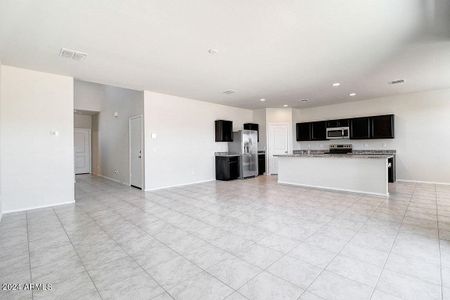 New construction Single-Family house 5285 E Umber Road, San Tan Valley, AZ 85143 - photo 14 14