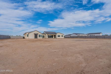 New construction Single-Family house 6914 N 177Th Place, Waddell, AZ 85355 - photo 65 65