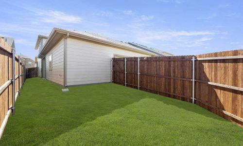 New construction Single-Family house 3155 Blossom Trail, Heartland, TX 75126 Thorndale- photo 30 30