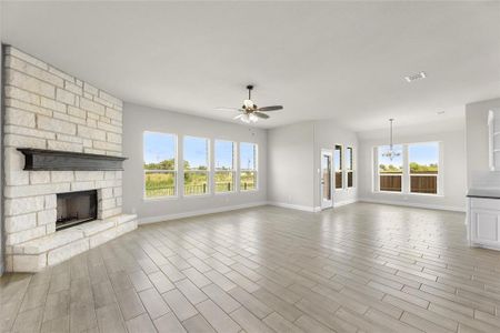 New construction Single-Family house 7813 Barley Field Street, Cleburne, TX 76058 Concept 2622- photo 8 8