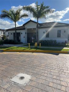 New construction Townhouse house 221 159Th Way, Pembroke Pines, FL 33027 - photo 20 20