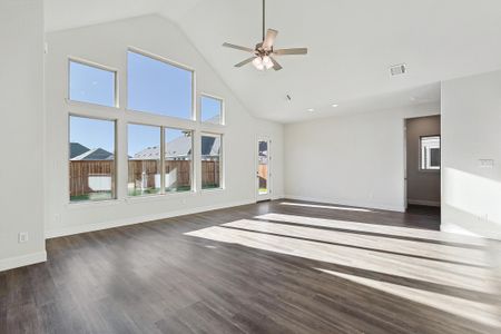 New construction Single-Family house 321 Sterling Ridge Drive, Leander, TX 78641 - photo 19 19