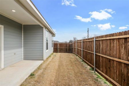 New construction Single-Family house 427 Rose Avenue, Cleburne, TX 76033 Peridot- photo 22 22