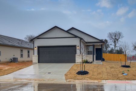 New construction Single-Family house 2100 Darst Dr, Seguin, TX 78155 Fresno- photo 0