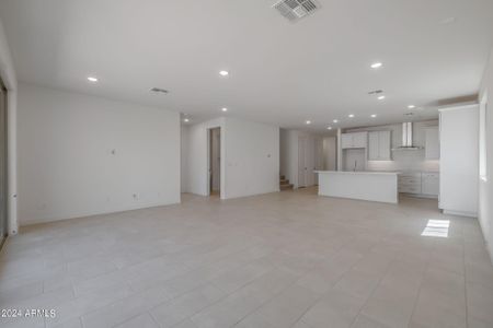 New construction Single-Family house 9648 E Rainbow Avenue, Mesa, AZ 85212 - photo 13 13