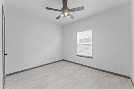 New construction Single-Family house 828 E Arlington Avenue, Fort Worth, TX 76104 - photo 21 21
