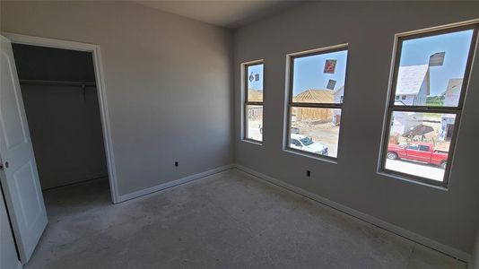 New construction Single-Family house 915 Palo Brea Loop, Hutto, TX 78634 Cassidy Homeplan- photo 29 29