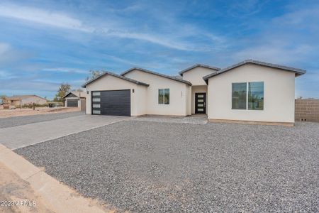 New construction Single-Family house 9391 W Madero Drive, Arizona City, AZ 85123 - photo 40 40