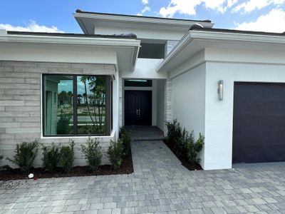 New construction Single-Family house 9156 Coral Isles Circle, Unit {Lot 15}, Palm Beach Gardens, FL 33412 - photo 3 3