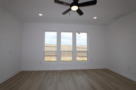 New construction Single-Family house 8500 Turaco Trl, Austin, TX 78744 Calabash - photo 5 5