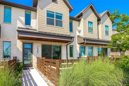 Front of townhome with patio