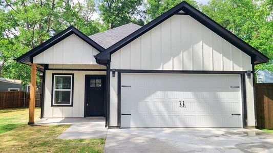 New construction Single-Family house 1101 Bell Drive, Greenville, TX 75401 - photo 0