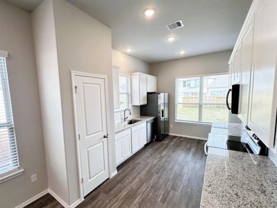 New construction Single-Family house 2116 Cedar Bend Drive, Conroe, TX 77306 - photo