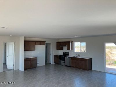 New construction Single-Family house 25525 W Hedgehog Road, Wittmann, AZ 85361 - photo 12 12