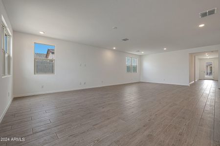 New construction Single-Family house 4304 W Sebastian Lane, San Tan Valley, AZ 85144 - photo 15 15