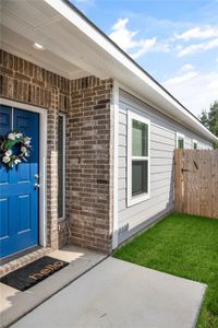 New construction Single-Family house 143 Bent Creek Ln, Georgetown, TX 78628 - photo 3 3