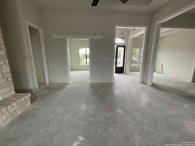 New construction Single-Family house 335 Toucan Dr, Spring Branch, TX 78070 - photo 3 3