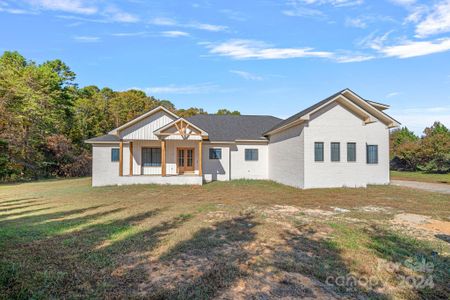 New construction Single-Family house 5039 Eliza Long Wilkie Drive, Huntersville, NC 28078 - photo 0