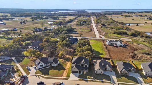 New construction Single-Family house 160 Lakeview Circle, Pilot Point, TX 76258 - photo 32 32