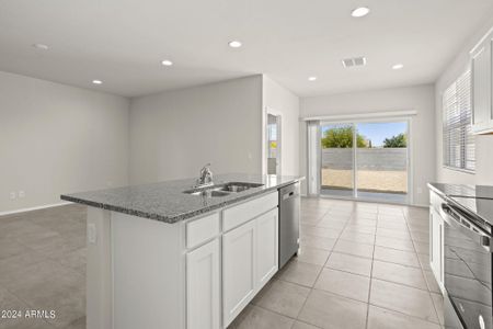 New construction Single-Family house 5149 E Midnight Star Drive, San Tan Valley, AZ 85143 Baxter- photo 5 5