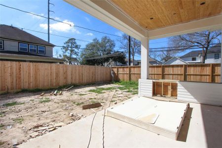 New construction Single-Family house 1345 Chamboard Lane, Houston, TX 77018 - photo 44 44
