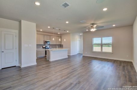 New construction Single-Family house 961 Gray Cloud Drive, New Braunfels, TX 78130 Landmark Series - Meyerson- photo 11 11