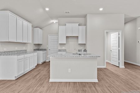 New construction Single-Family house 8410 Smithers Avenue, San Antonio, TX 78252 Eastland- photo 7 7
