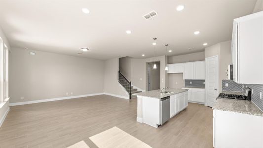 New construction Single-Family house 725 Rainer Court, Red Oak, TX 75154 - photo 38 38