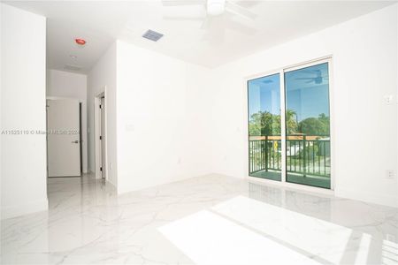 New construction Single-Family house 900 24 Road, Miami, FL 33129 - photo 6 6