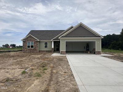New construction Single-Family house 31 Tanseyleaf Drive, Smithfield, NC 27577 - photo 2 2