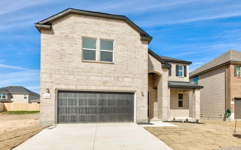 New construction Single-Family house 418 Deer Crest Dr, New Braunfels, TX 78130 - photo 1 1