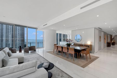 New construction Condo/Apt house 300 Biscayne Blvd Way, Unit 1101, Miami, FL 33131 - photo 15 15