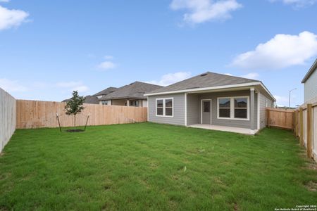 New construction Single-Family house 7679 Birch Hollow, San Antonio, TX 78252 Buchanan- photo 15 15