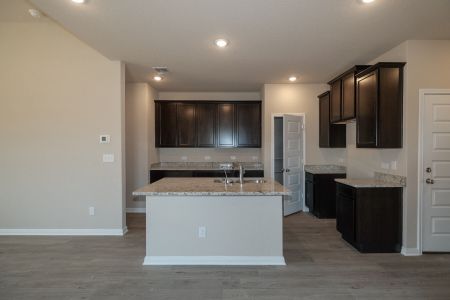 New construction Single-Family house 7407 Toledo Bend, San Antonio, TX 78252 - photo 10 10