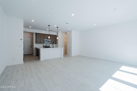 New construction Townhouse house 2629 S Equestrian Drive, Unit 102, Gilbert, AZ 85295 Residence 3- photo 6 6