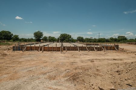 New construction Single-Family house 12415 Autumn Way, San Antonio, TX 78002 Esparanza- photo 4 4