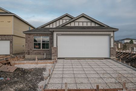 New construction Single-Family house 7011 Pioneer Rock, San Antonio, TX 78253 Drummond - 30' Smart Series- photo 4 4