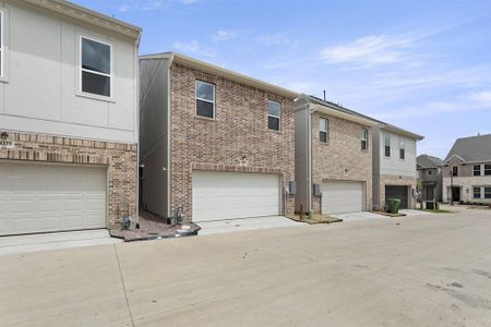 New construction Single-Family house 7581 Laburnam Road, Dallas, TX 75228 - photo 81 81