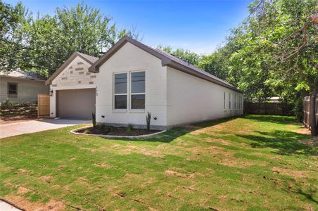 New construction Single-Family house 115 Bryan Street, Weatherford, TX 76086 - photo 1 1