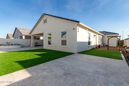 New construction Single-Family house 10446 W Lone Cactus Drive, Peoria, AZ 85382 - photo 37 37