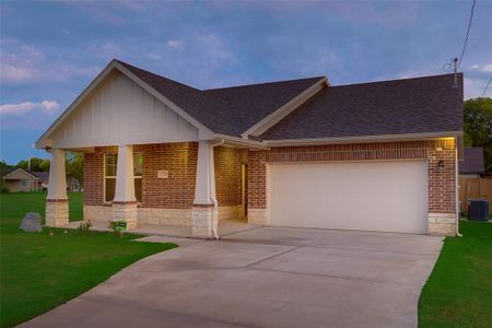 New construction Single-Family house 3709 Washington Street, Greenville, TX 75401 Basswood- photo 3 3