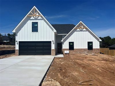 New construction Single-Family house 5413 San Jacinto Drive, Granbury, TX 76048 - photo 0