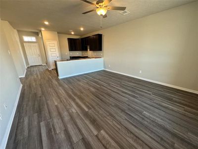 New construction Single-Family house 374 Shoreview Drive, Conroe, TX 77303 S-1443- photo 8 8
