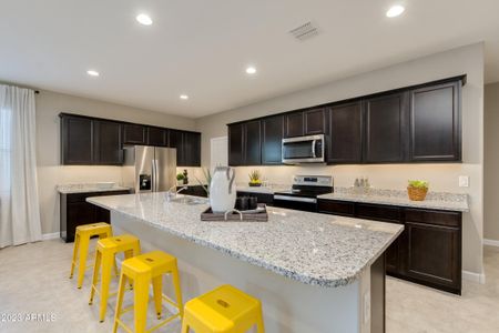 New construction Single-Family house 2421 W Sable Avenue, Apache Junction, AZ 85120 - photo 7