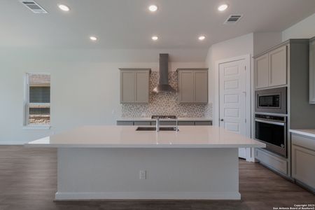 New construction Single-Family house 11305 Hollering Pass, Schertz, TX 78154 Hillsboro- photo 6 6
